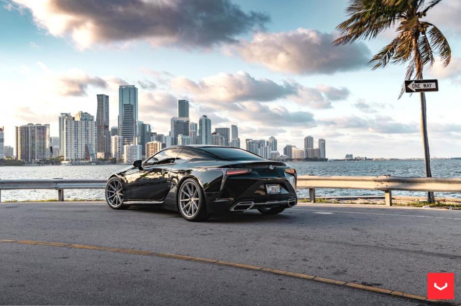  Lexus LC500 on Vossen Wheels (HF-3) 2019 года  (фото 19 из 42)